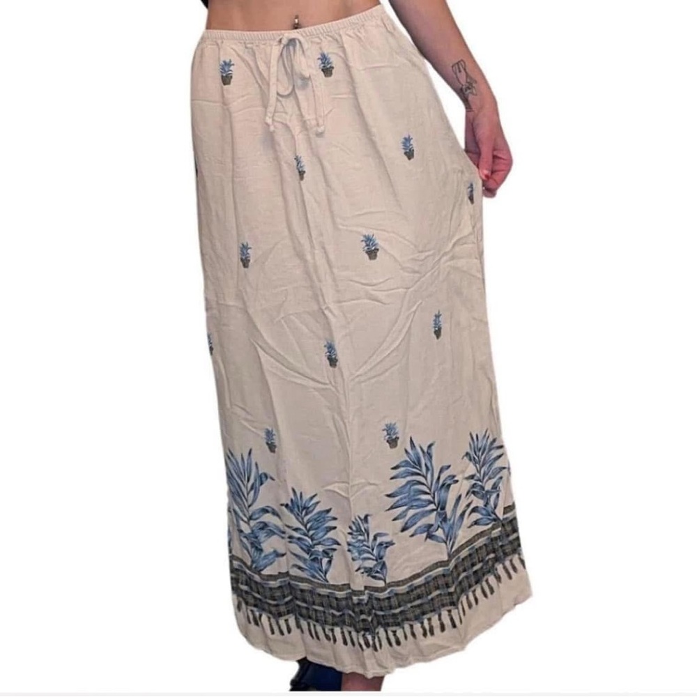 🌸 Vintage 1990’s TEDDI Floral Maxi Skirt 🌸 Size Medium